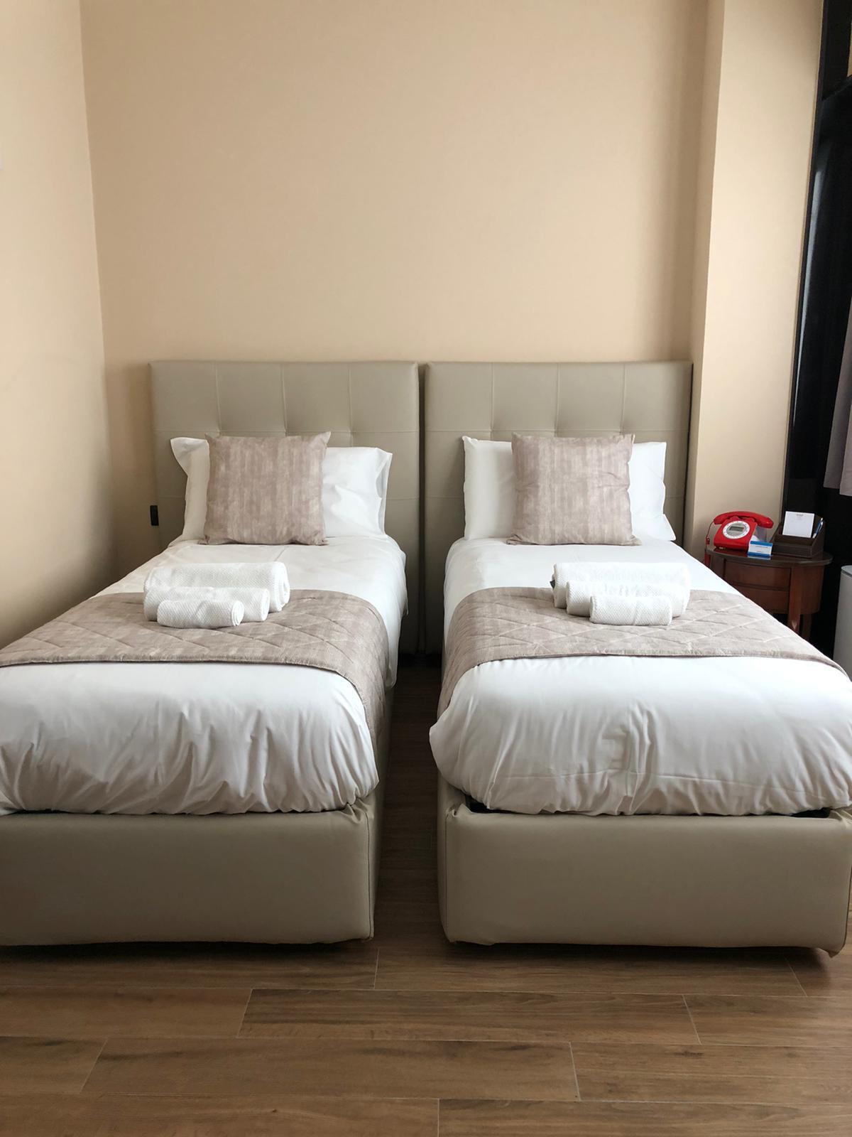 Hotel Valentino Du Parc Torino Szoba fotó